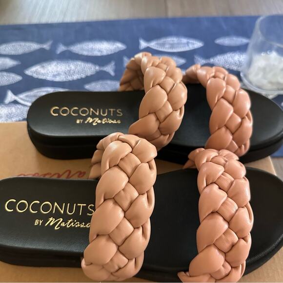 Coconuts by Matisse Ladies' Blush & Black Maisy Braid-Strap Sandal size 8 NWT - Picture 7 of 9